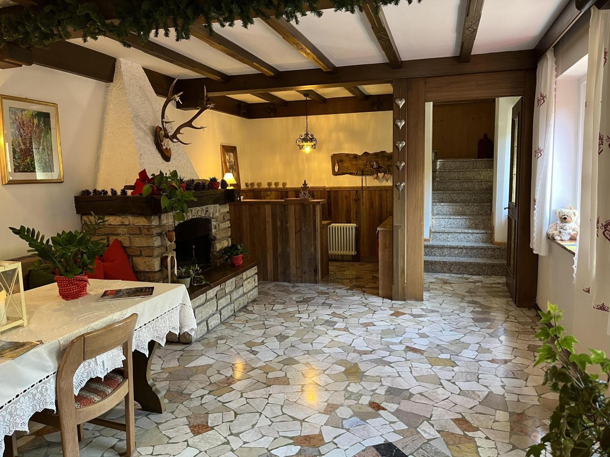 B&B Bucaneve Виго ди Фаса Екстериор снимка