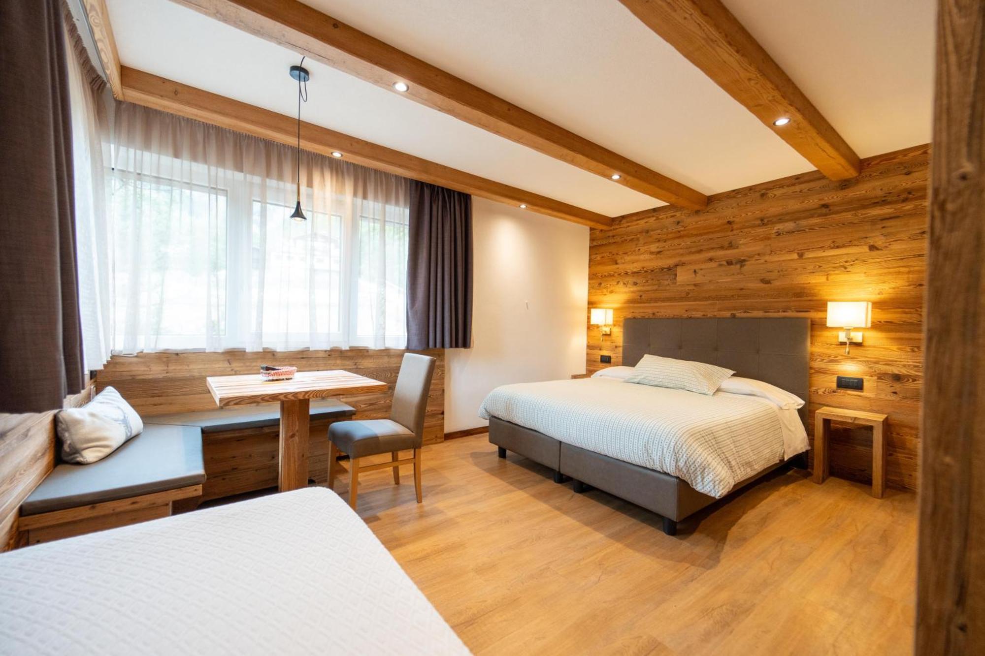 B&B Bucaneve Виго ди Фаса Екстериор снимка