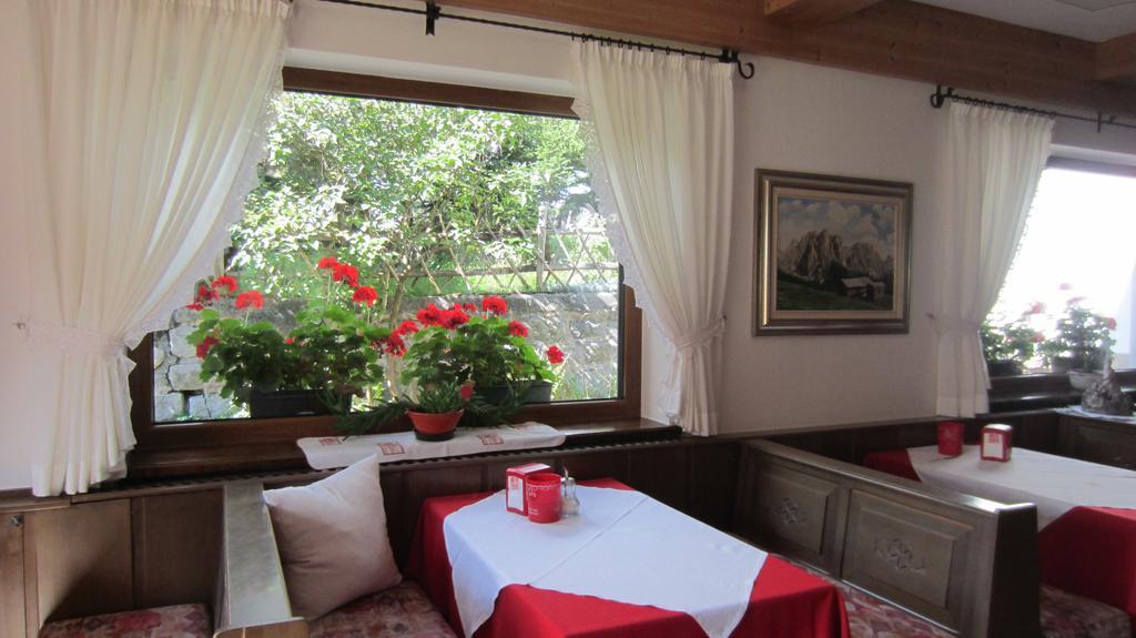 B&B Bucaneve Виго ди Фаса Екстериор снимка